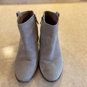 Gorgeous Chelsea Crew heeled booties